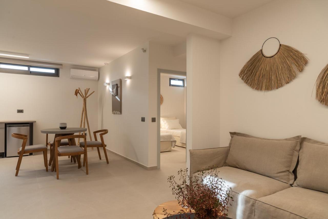 Athina Luxury Villa, With Pool & Walk To The Beach, By Thinkvilla Chania  Luaran gambar